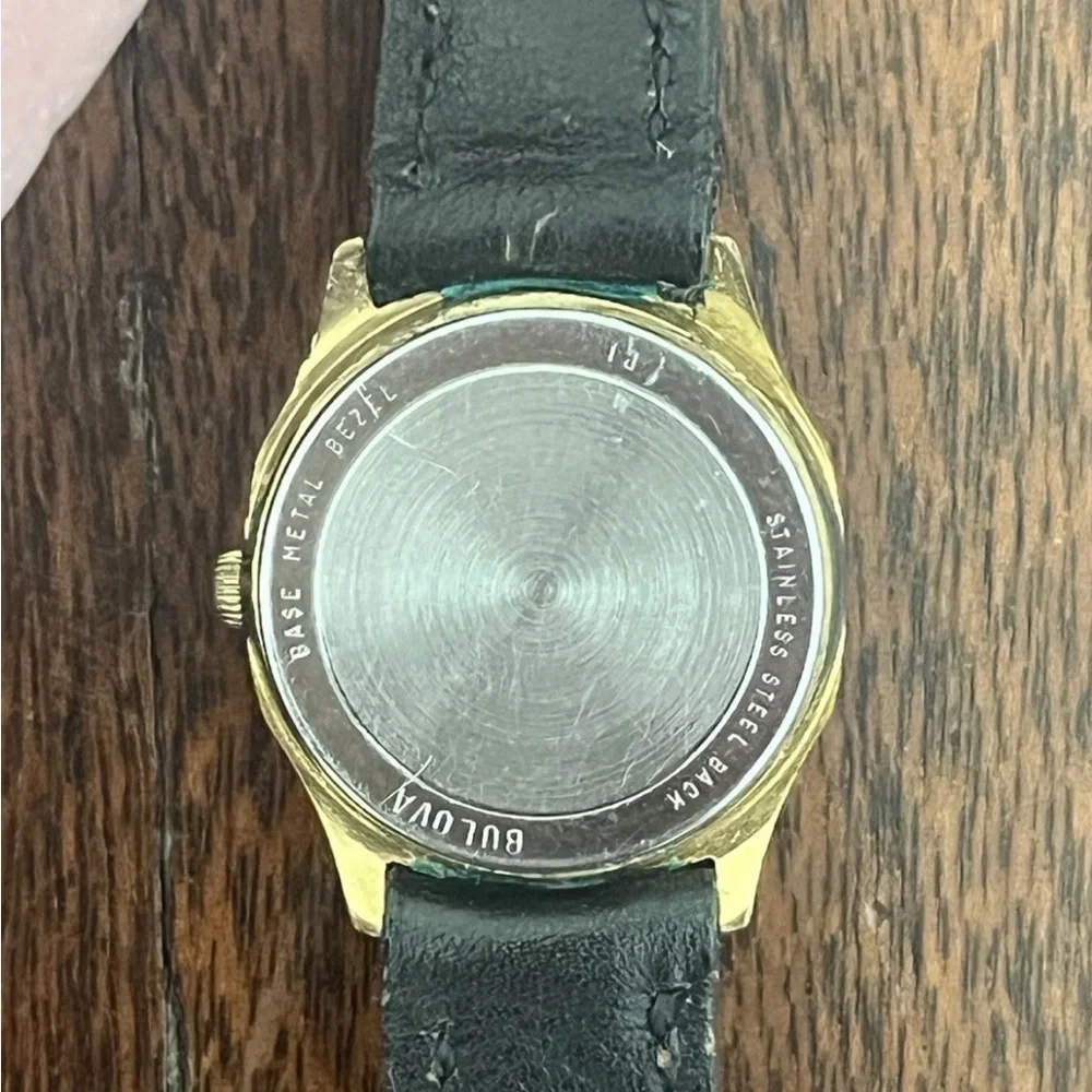 Vintage Bulova Swiss Quartz Gold Plated Watch With Leather Strap NOT WORKING